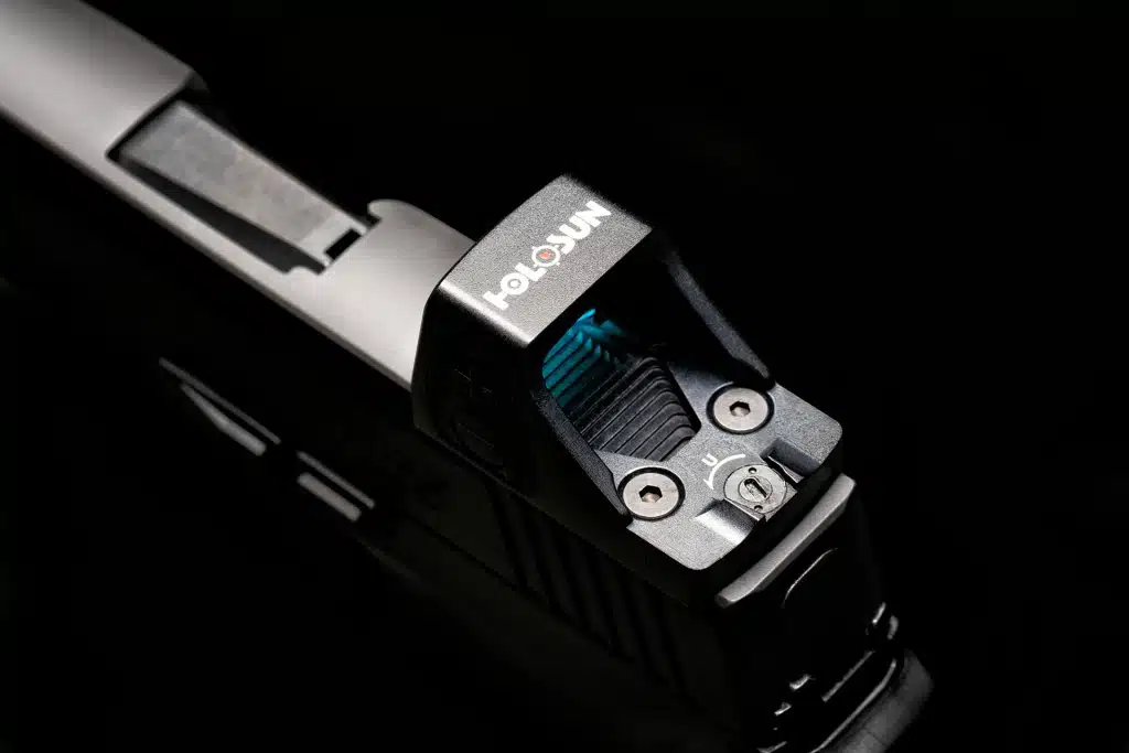 Image of a Holosun 507 RDS on a semiautomatic pistol.